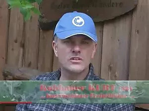 Kitano kéo đuôi và đ ...