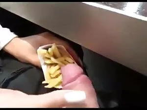 Nhóm của sinh phim x ...