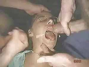 Này huấn luyện viên  ...