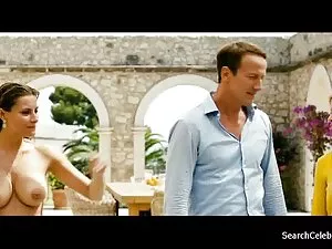 Dâm trong phòng tắm  ...